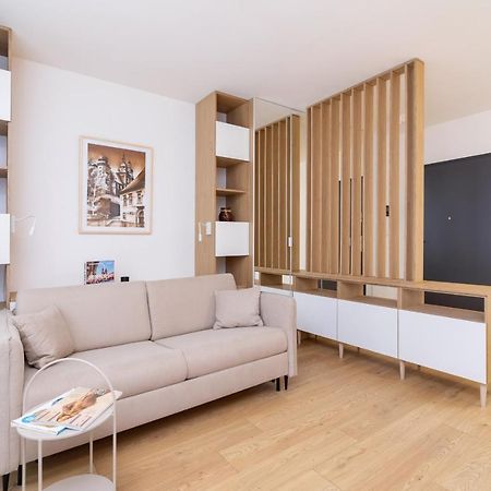 City Studio With Ac Czarnowiejska By Renters Krakow Ngoại thất bức ảnh