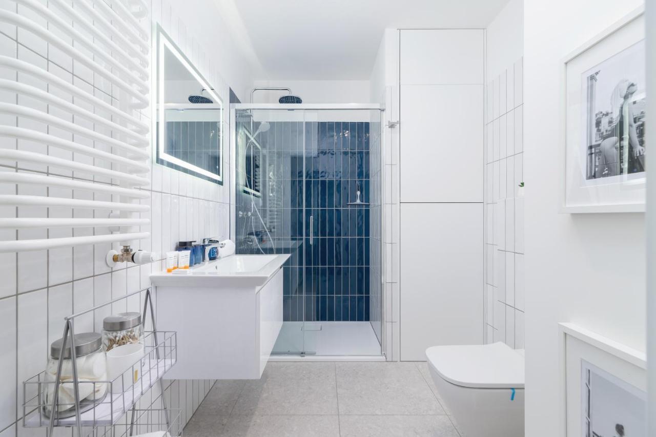 City Studio With Ac Czarnowiejska By Renters Krakow Ngoại thất bức ảnh
