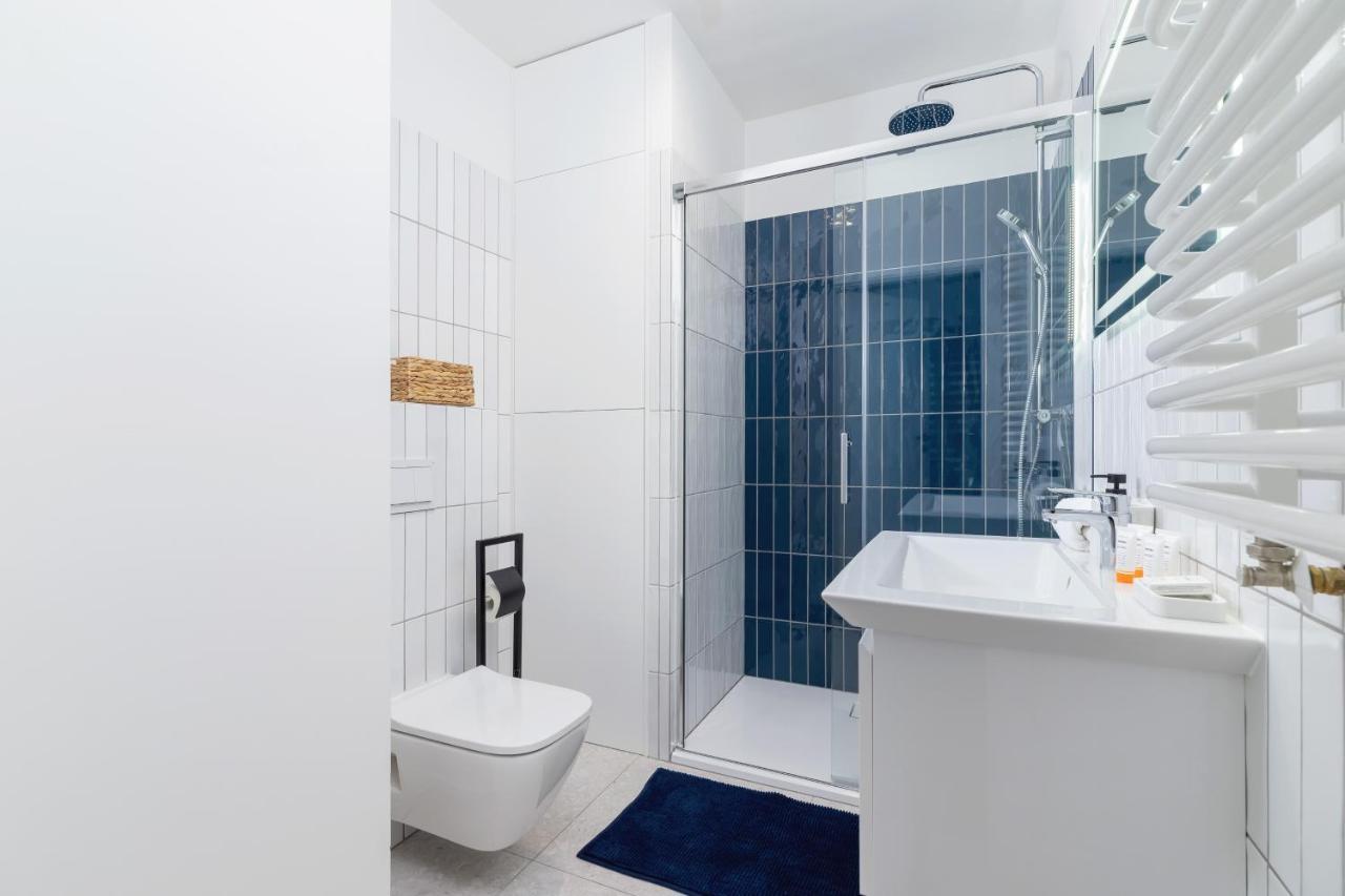 City Studio With Ac Czarnowiejska By Renters Krakow Ngoại thất bức ảnh